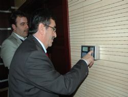 Mecliste elektronik yoklama